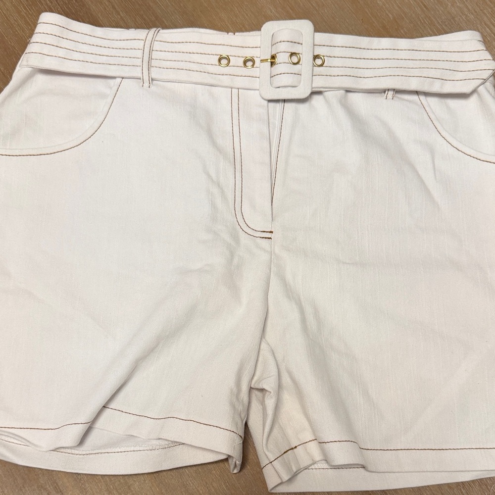 Elegant Cream High Waist Women's Shorts